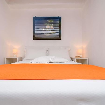 Apartment Ribica สลาทิเน ภายนอก รูปภาพ