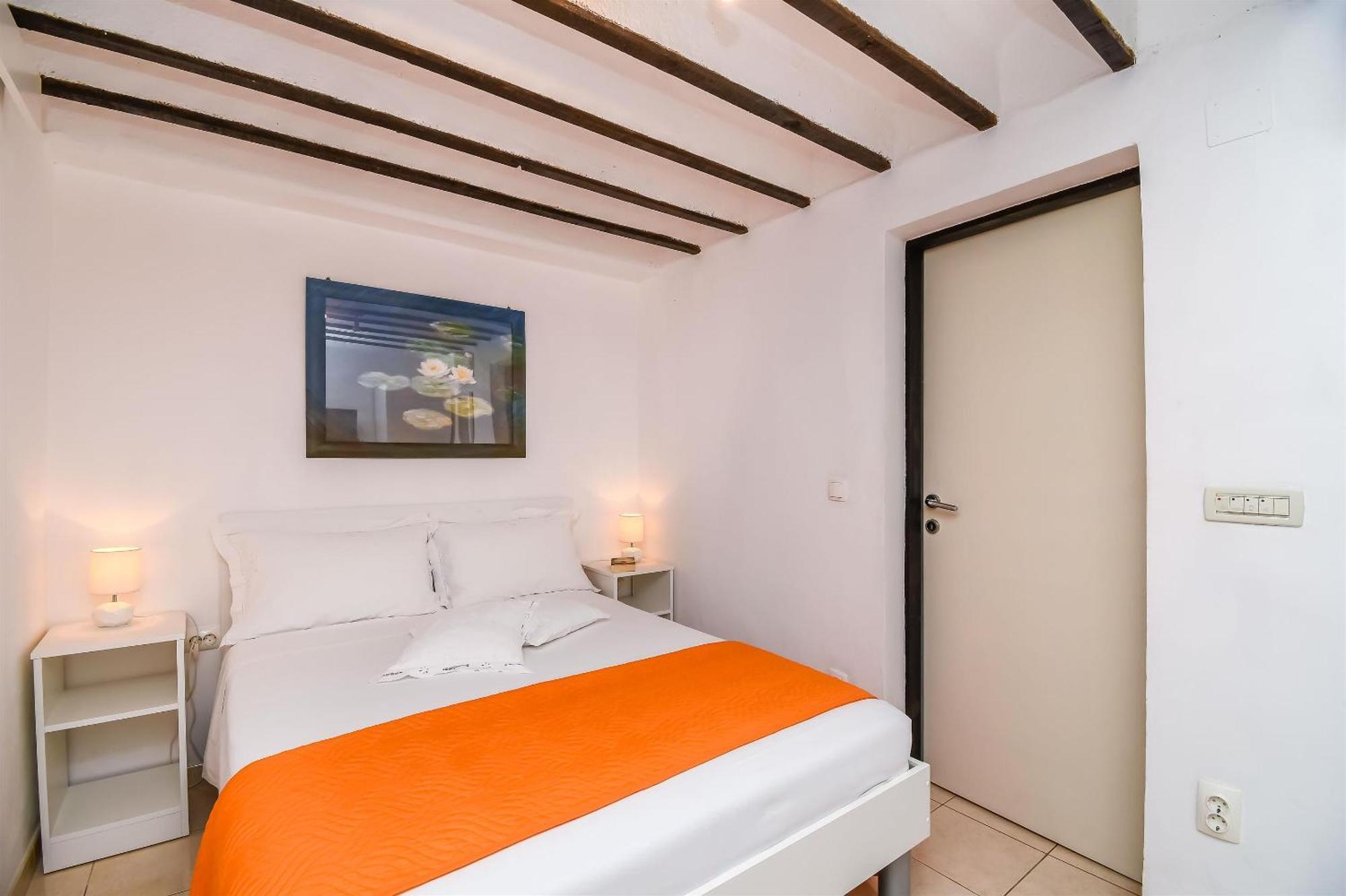 Apartment Ribica สลาทิเน ภายนอก รูปภาพ