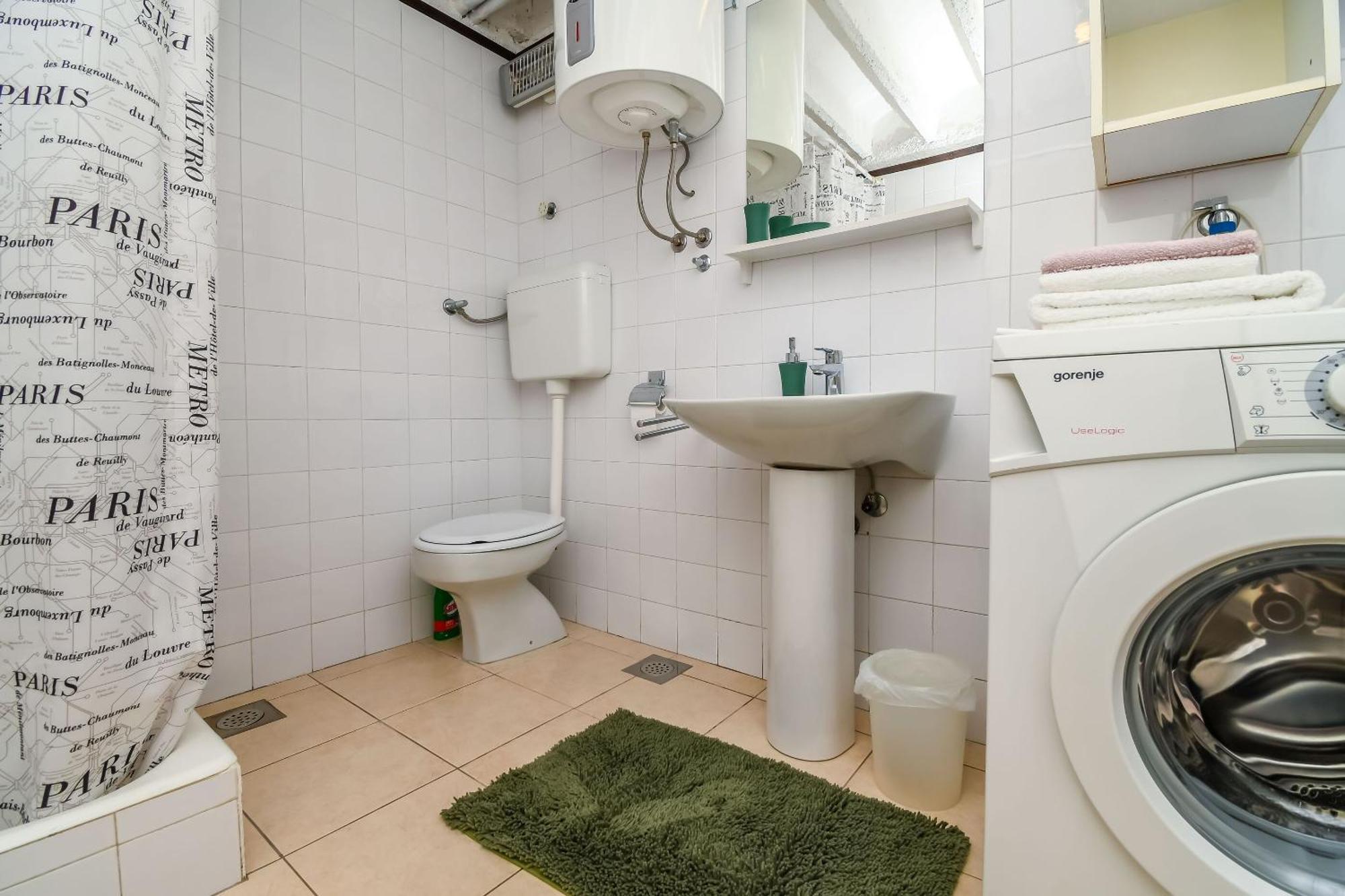 Apartment Ribica สลาทิเน ภายนอก รูปภาพ